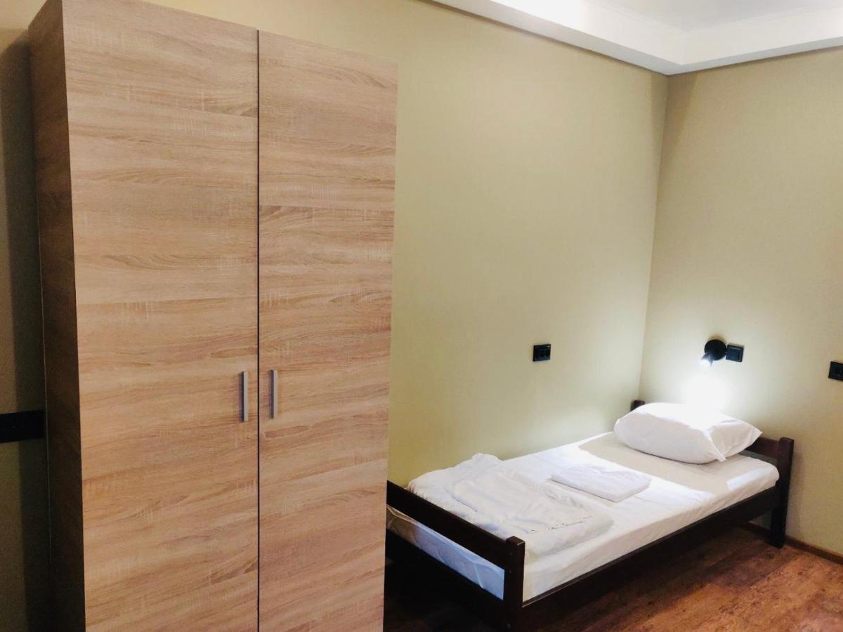 קייב Pallet Hostel מראה חיצוני תמונה