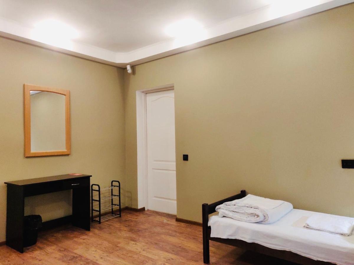 קייב Pallet Hostel מראה חיצוני תמונה